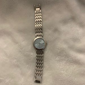 Women’s fashion watch